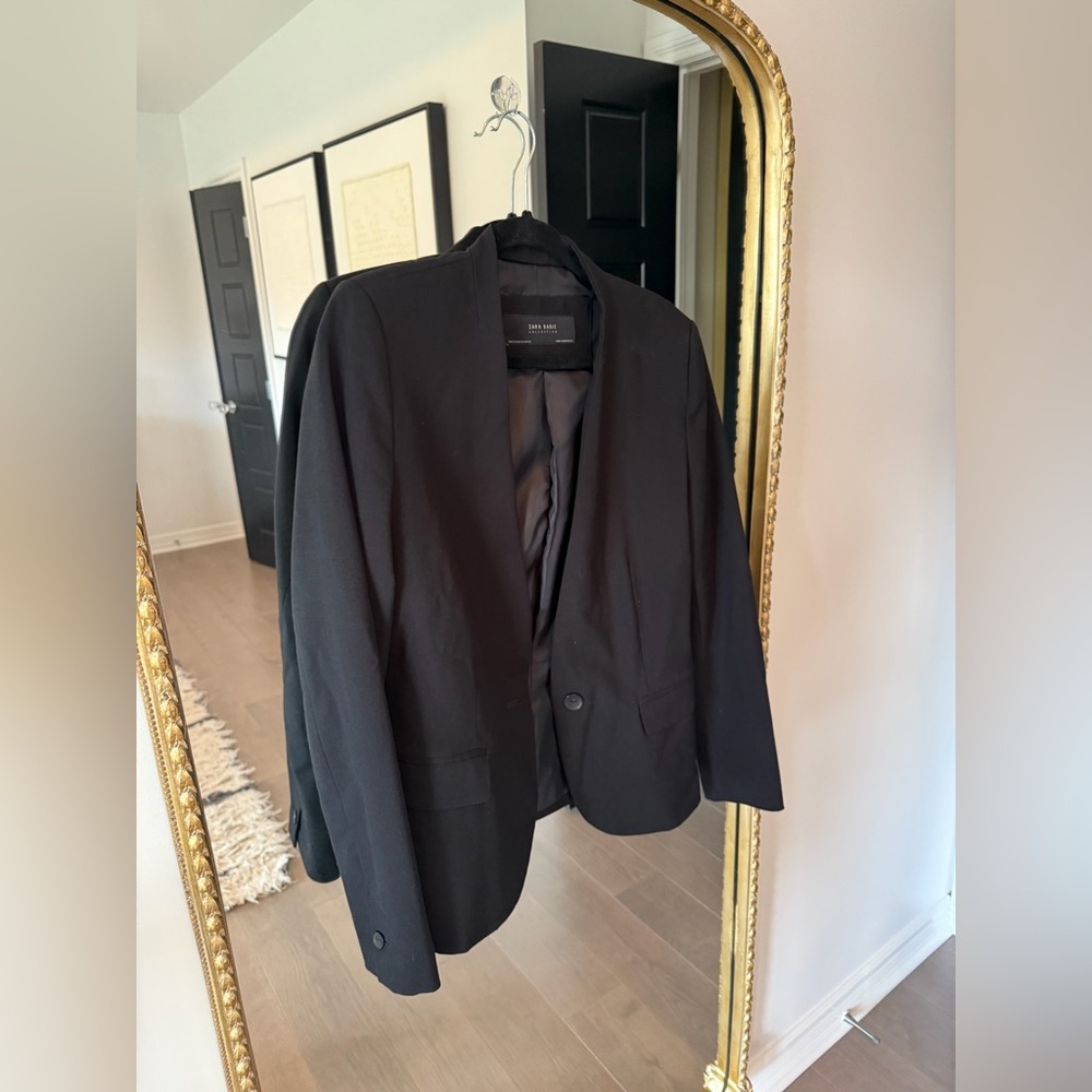Zara Classic Black Blazer